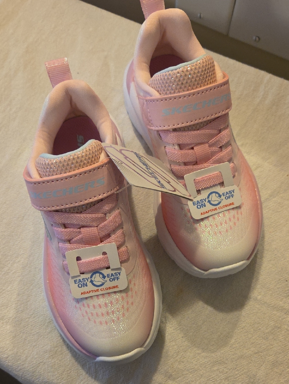 Skechers Kids Pink Lightweight Athletic Sneakers Size 11 NWT